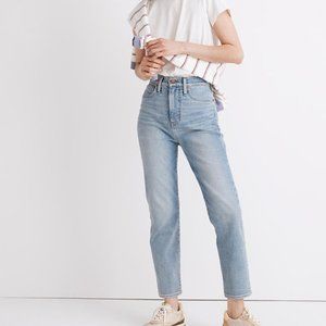 NWOT Madewell The Petite Curvy Momjean in Mayes Wash